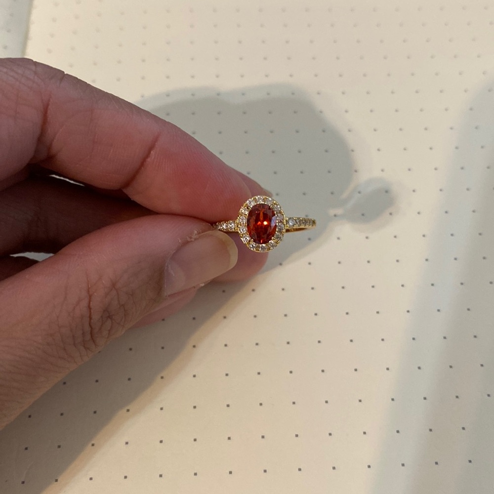 Fashion ring